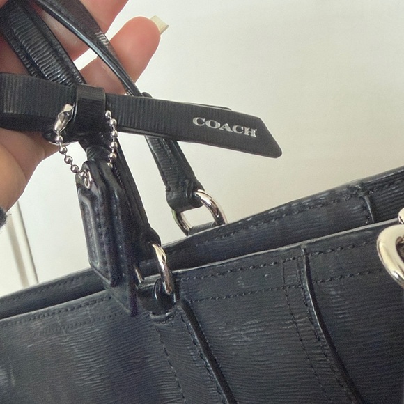 Coach Genuine Leather Tote with Silver Hardware - Picture 2 of 4